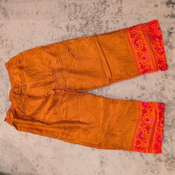 Vasansi Set - Picture 6 of 7